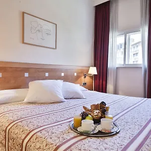 Otel Acta Antibes Barselona